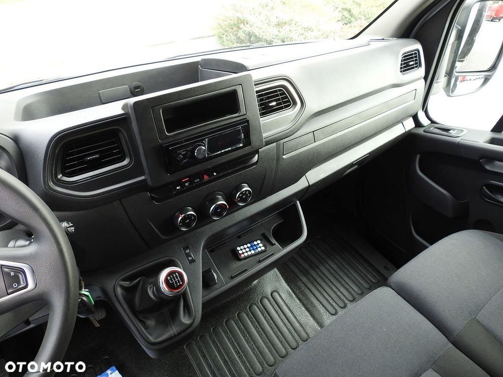 Renault MASTER PLANDEKA 10 PALET TEMPOMAT KLIMATYZACJA LEDY PNEUMATYKA  165KM - 32