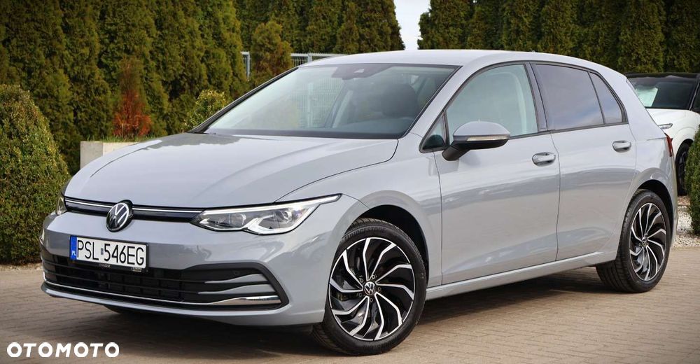 Volkswagen Golf - 10