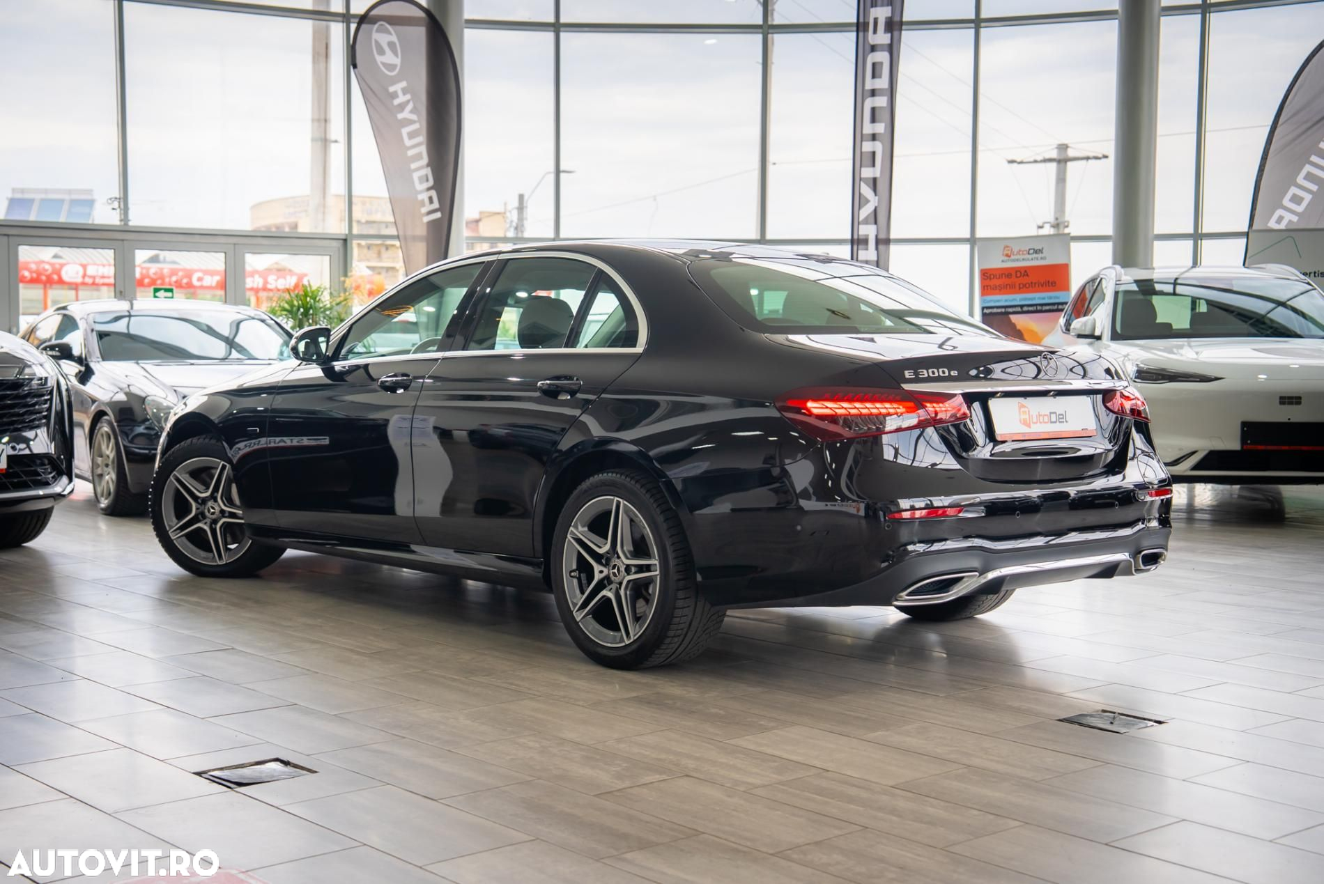 Mercedes-Benz E 350e 9G-TRONIC AMG Line - 3