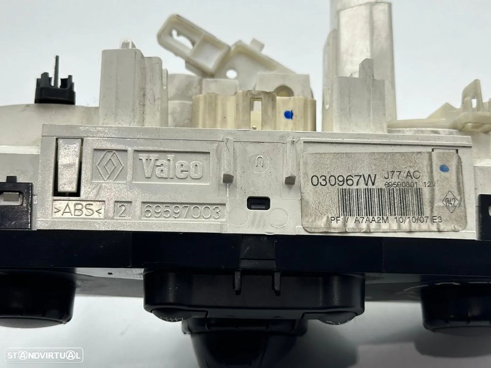 Comandos Ar Condicionado / Sofagem - Renault Clio III (2007) - 5