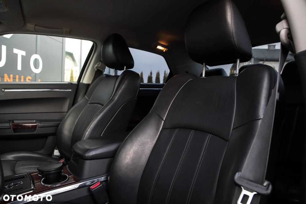 Chrysler 300C 2.7 Automatik - 26