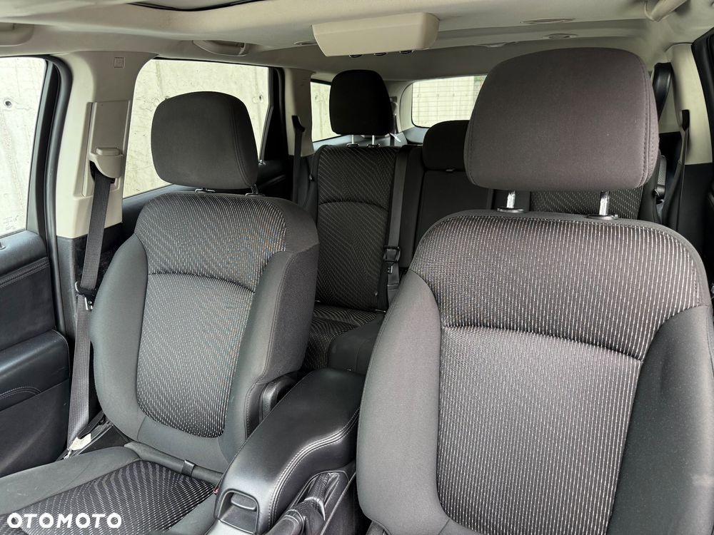 Fiat Freemont 2.0 Multijet Lounge - 23