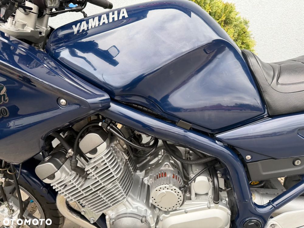 Yamaha XJ - 27