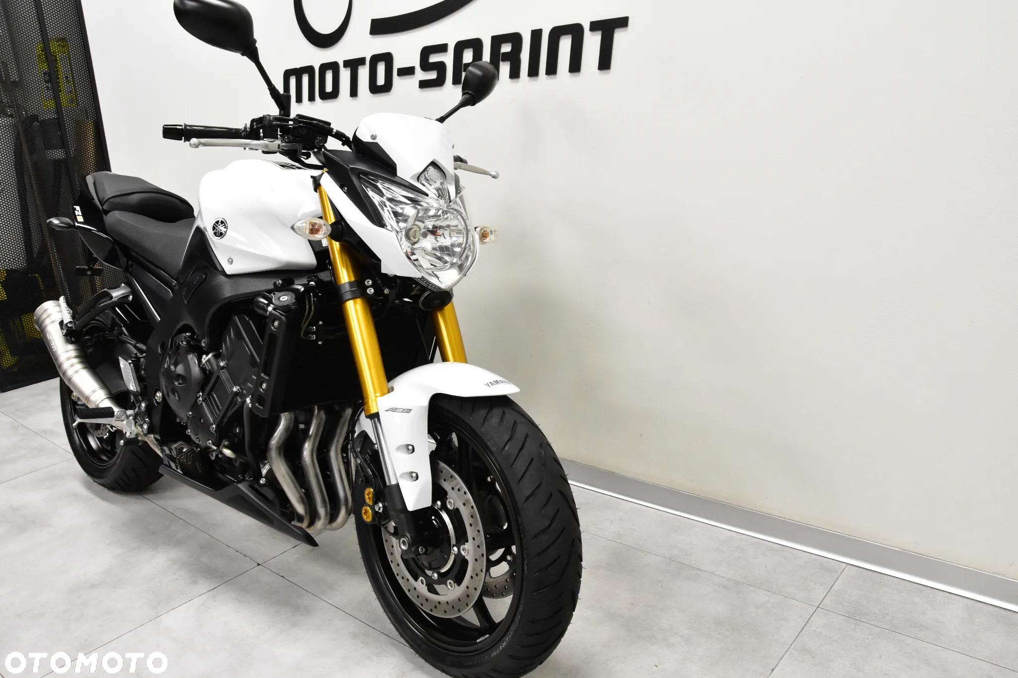 Yamaha FZ8 - 4