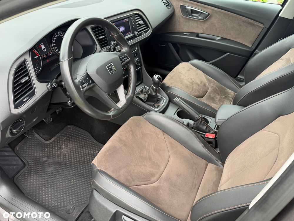 Seat Leon Sportstourer 2.0 TDI Start&Stop 4Drive X-Perience - 29