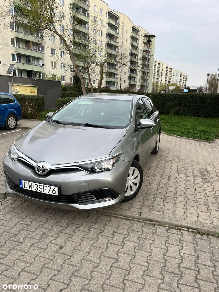 Toyota Auris 1.6 Comfort - 2