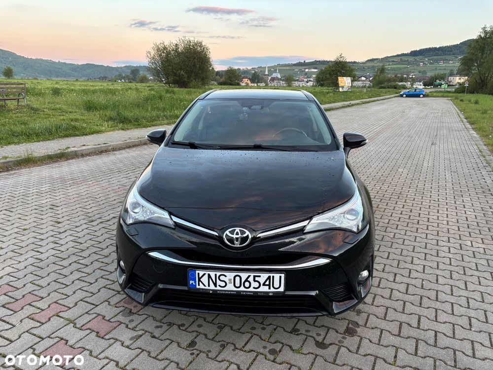 Toyota Avensis - 7