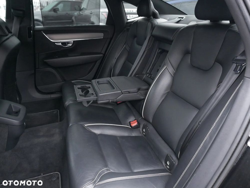 Volvo S90 D3 R-Design - 23