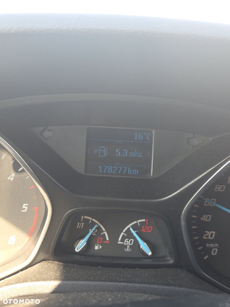 Ford Focus 1.6 TDCi Edition - 6