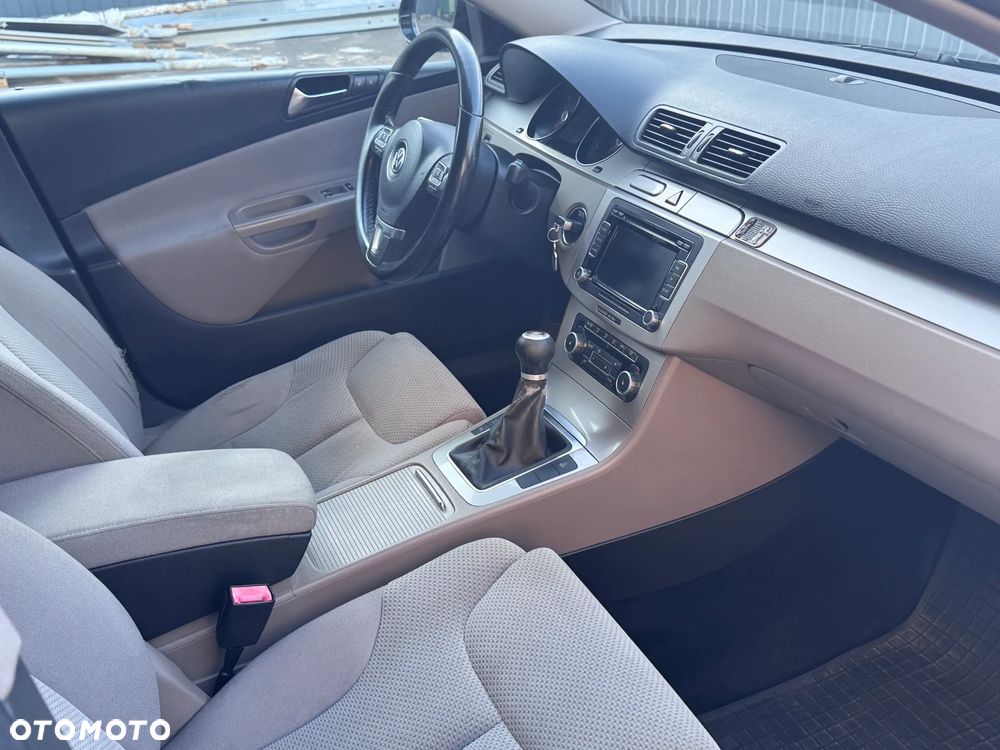 Volkswagen Passat 2.0 TDI Comfortline Optimum - 7