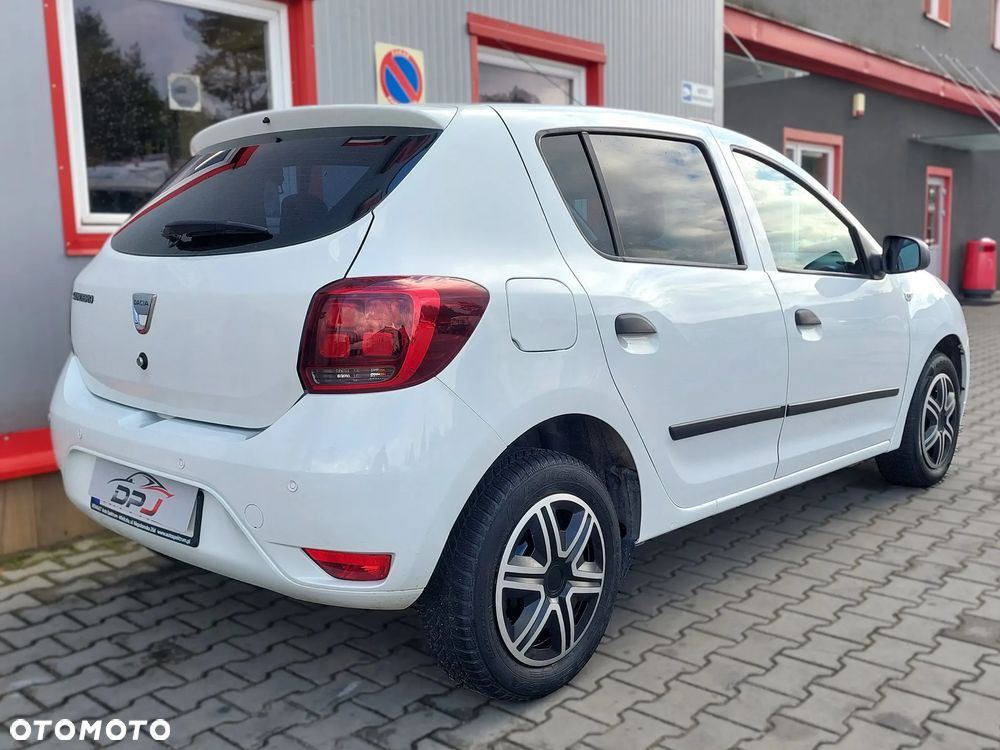 Dacia Sandero - 7