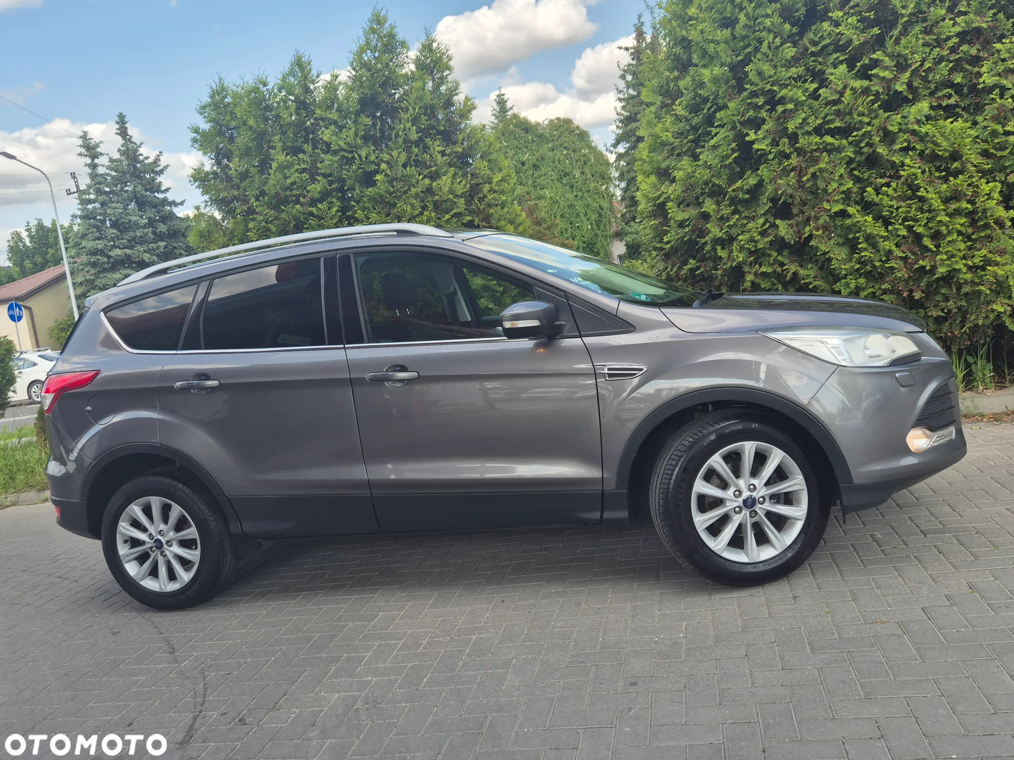 Ford Kuga - 15