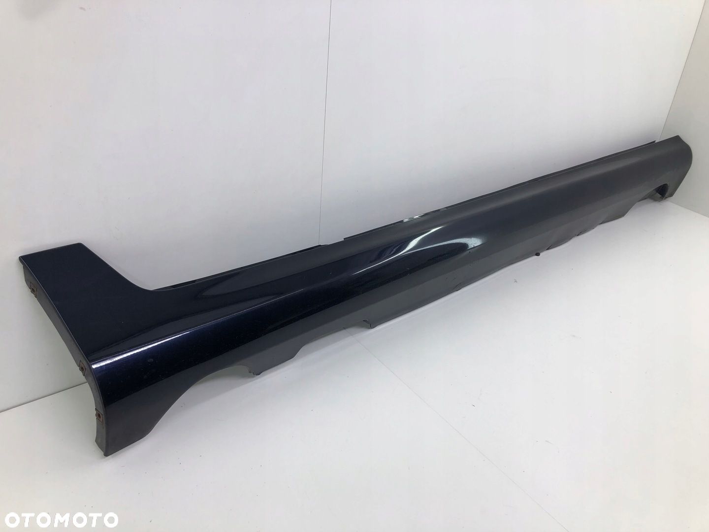 VOLVO XC60 LCI NAKŁADKA LISTWA PROGOWA PRAWA KOLOR- 467-46 - 1