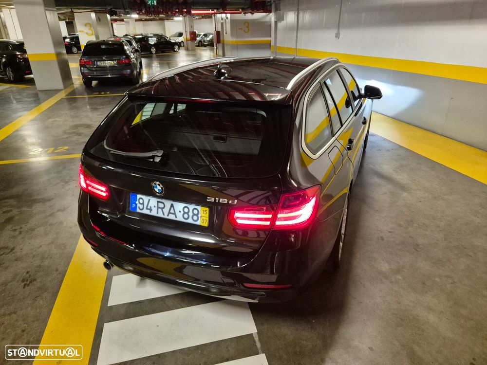 BMW 318 d Touring Auto Line Sport - 15