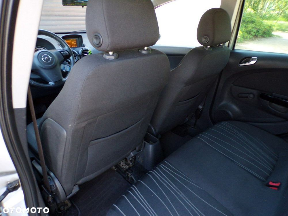 Opel Corsa - 23