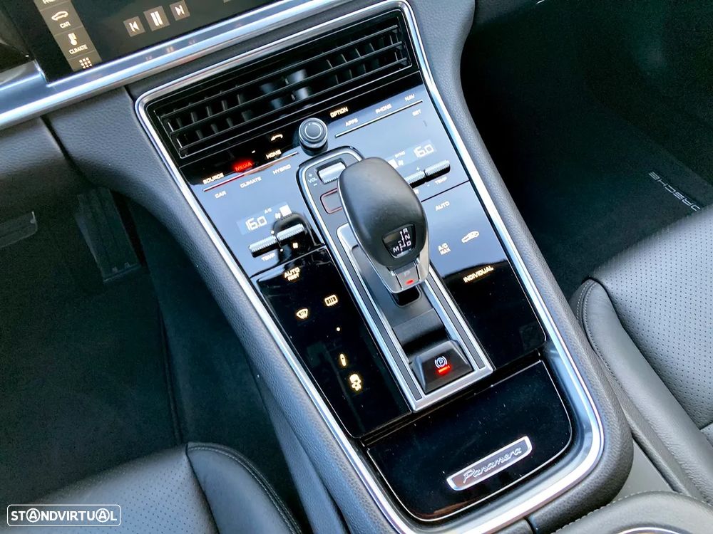 Porsche Panamera 4 E-Hybrid - 20