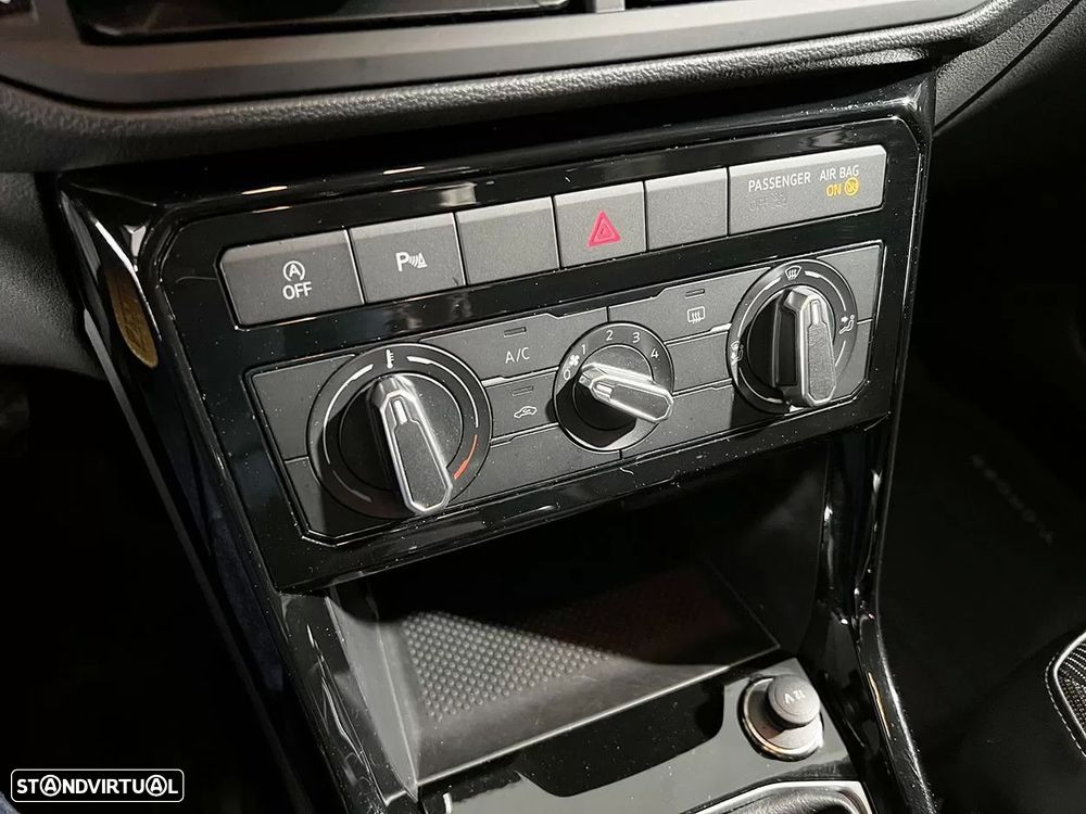 VW T-Cross 1.0 TSI - 14