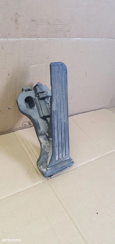 Pedał gazu potencjometr VW Passat B7 1.6 TDI 1K1721503AB - 3
