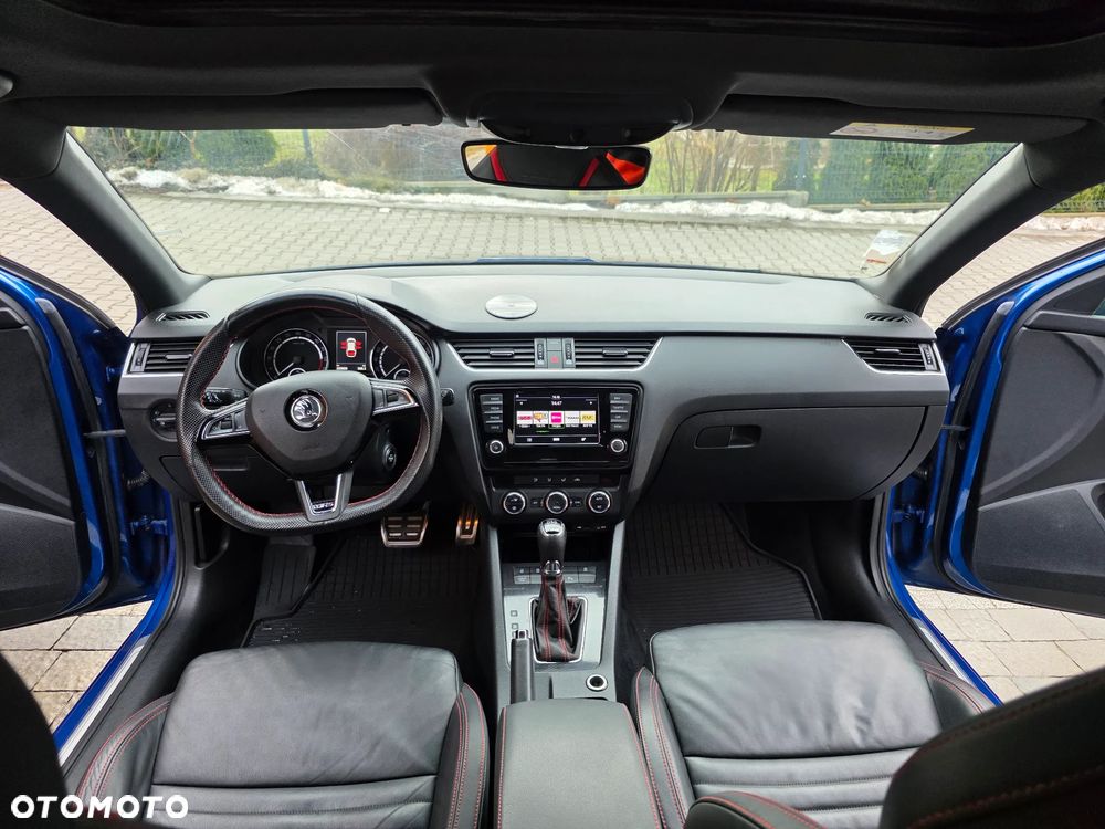 Skoda Octavia 2.0 TDI DSG RS - 13
