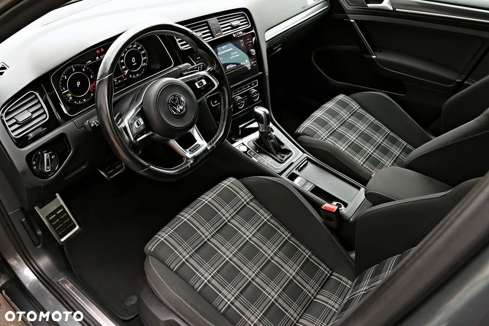 Volkswagen Golf GTD 2.0 TDI SCR DSG - 5