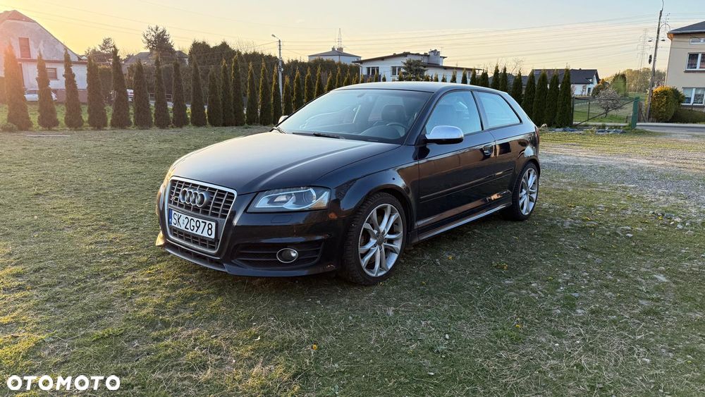 Audi S3 2.0T FSI Quattro - 1
