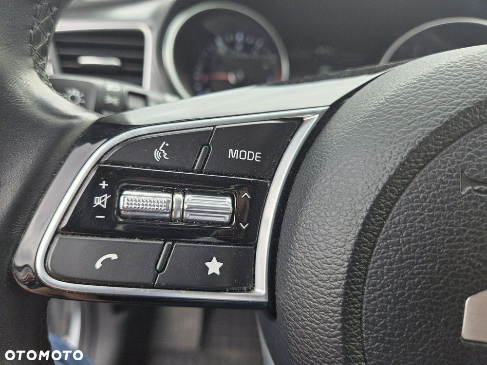 Kia Ceed 1.5 T-GDI M - 23