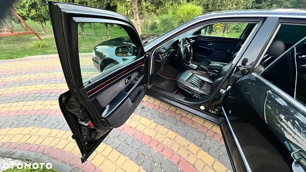 Audi A8 - 10
