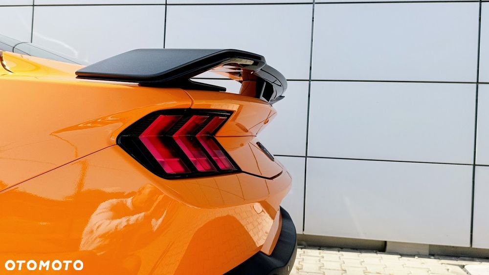 Ford Mustang 5.0 Ti-VCT V8 Dark Horse - 16