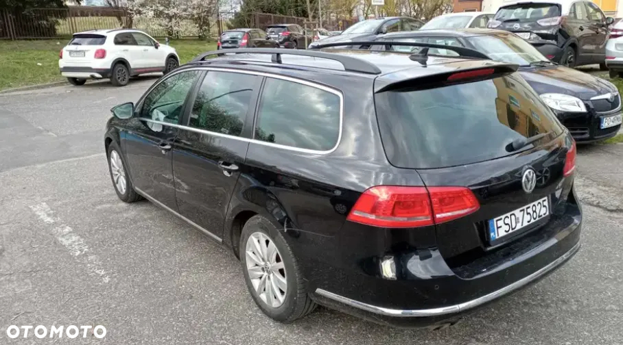 Volkswagen Passat Variant 2.0 TDI BlueMotion Technology Highline - 4