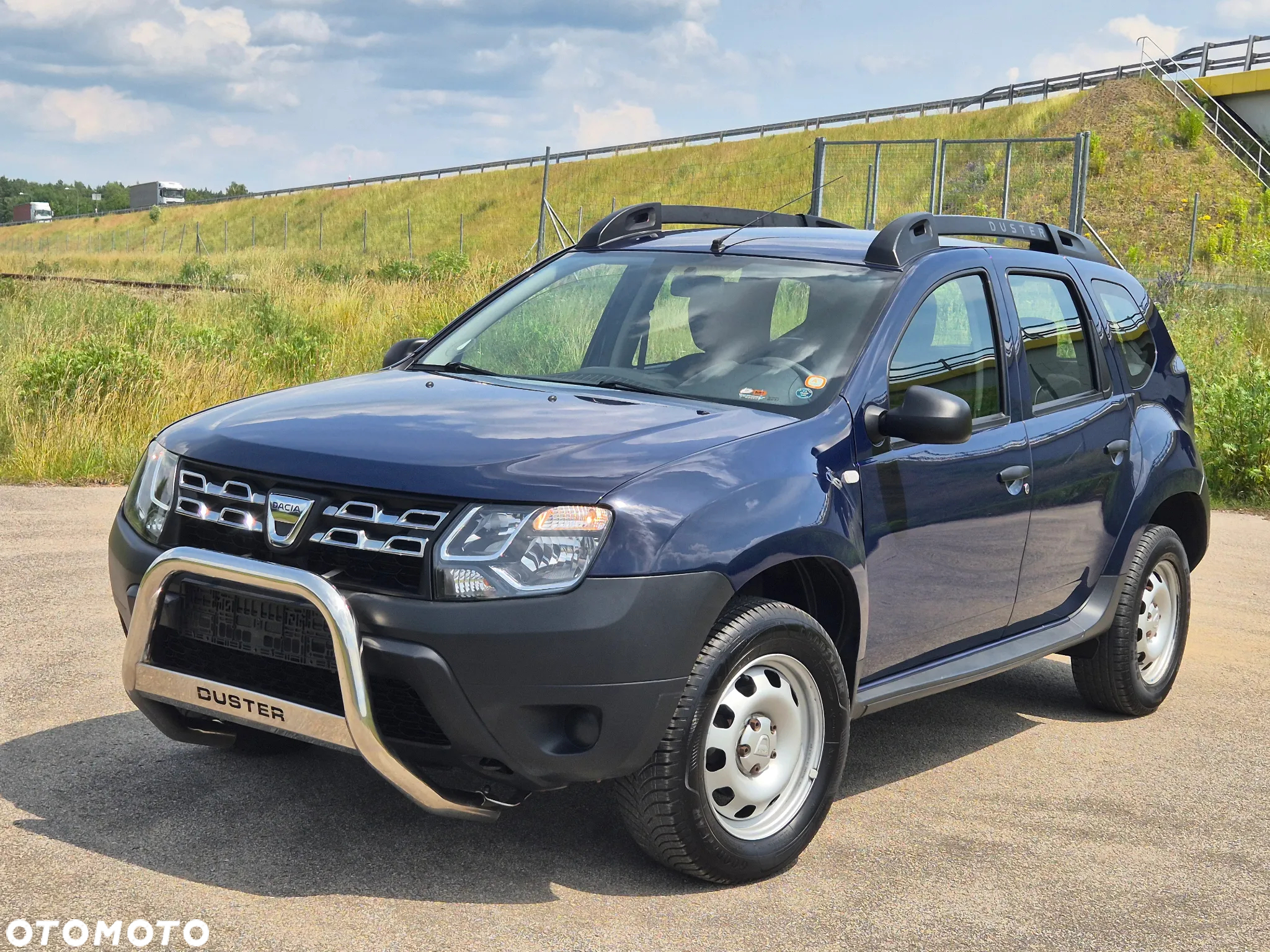 Dacia Duster 1.6 SCe Essential - 2