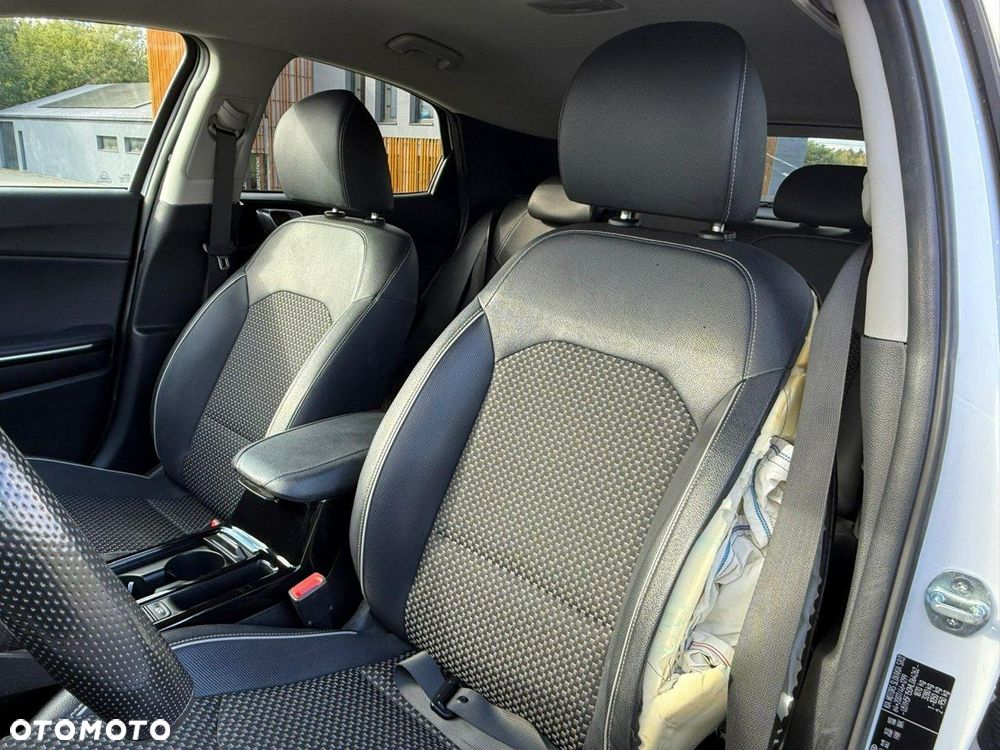 Kia XCeed 1.5 T-GDI GT-Line DCT - 23