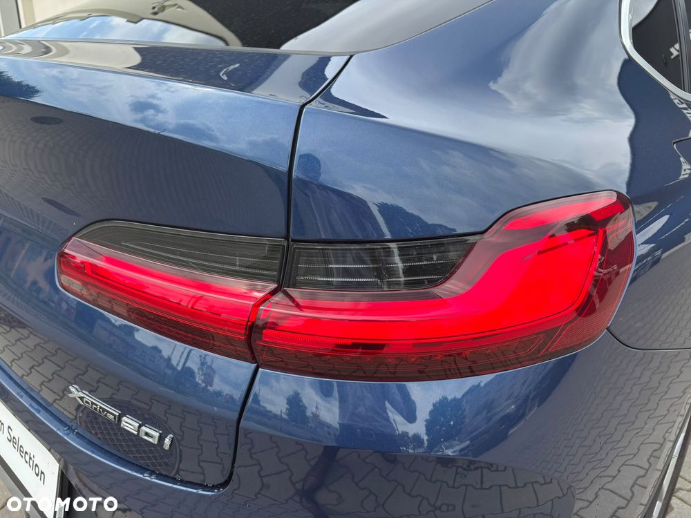BMW X4 xDrive20i sport - 12