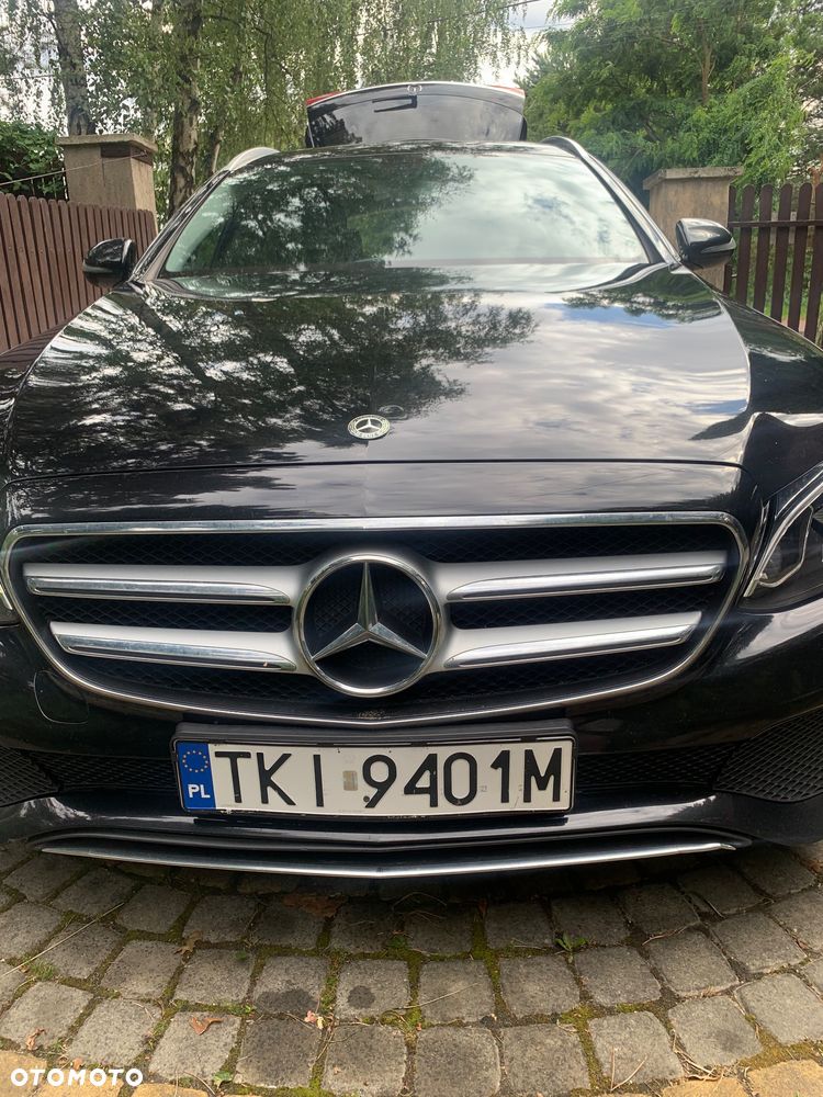 Mercedes-Benz Klasa E 200 d 9G-TRONIC - 4