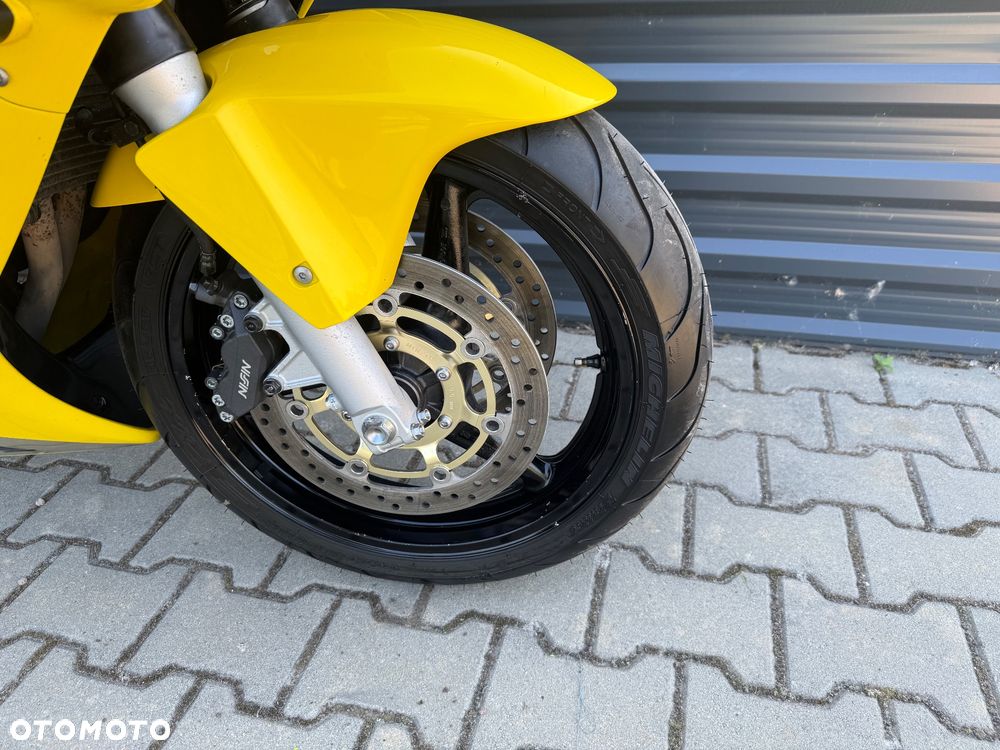 Honda CBR - 18
