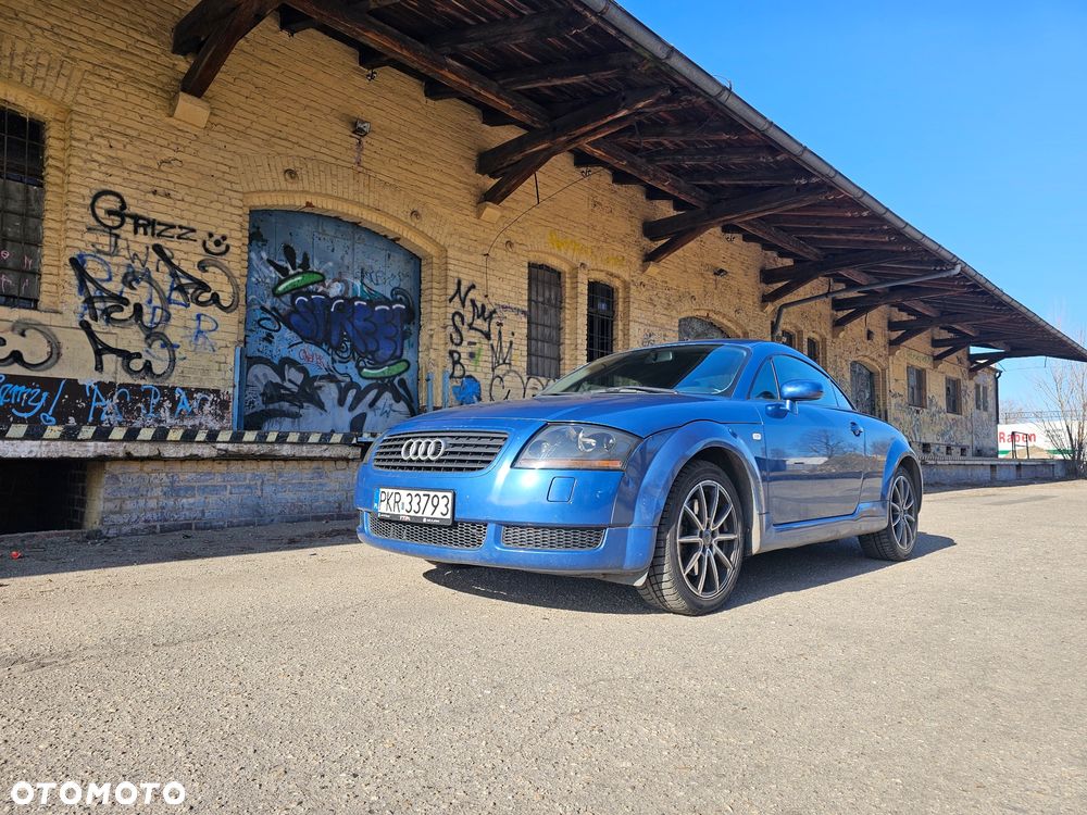 Audi TT Coupé 1.8T - 17