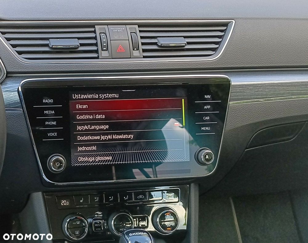 Skoda Superb 1.5 TSI Style DSG - 33