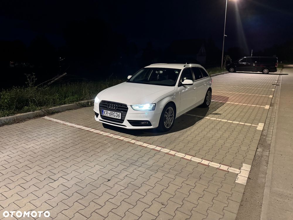 Audi A4 Avant - 9