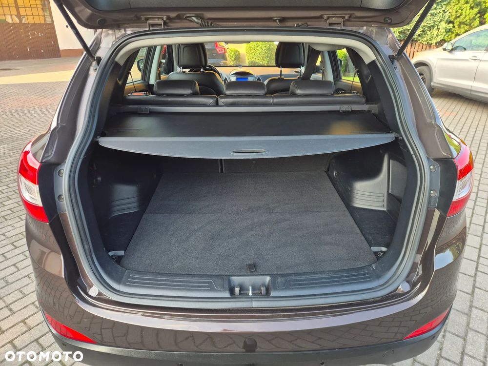 Hyundai ix35 1.7 CRDi 2WD Fifa World Cup Edition - 24