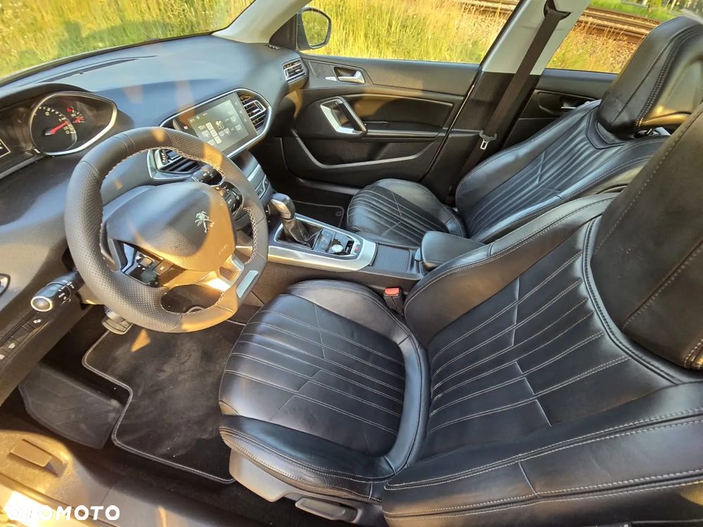 Peugeot 308 SW BlueHDi 150 EAT6 Stop & Start Allure - 11