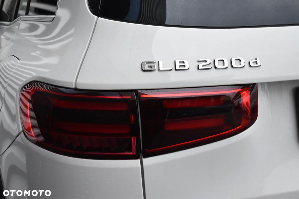 Mercedes-Benz GLB 200 d 4Matic 8G-DCT Edition AMG Line - 7
