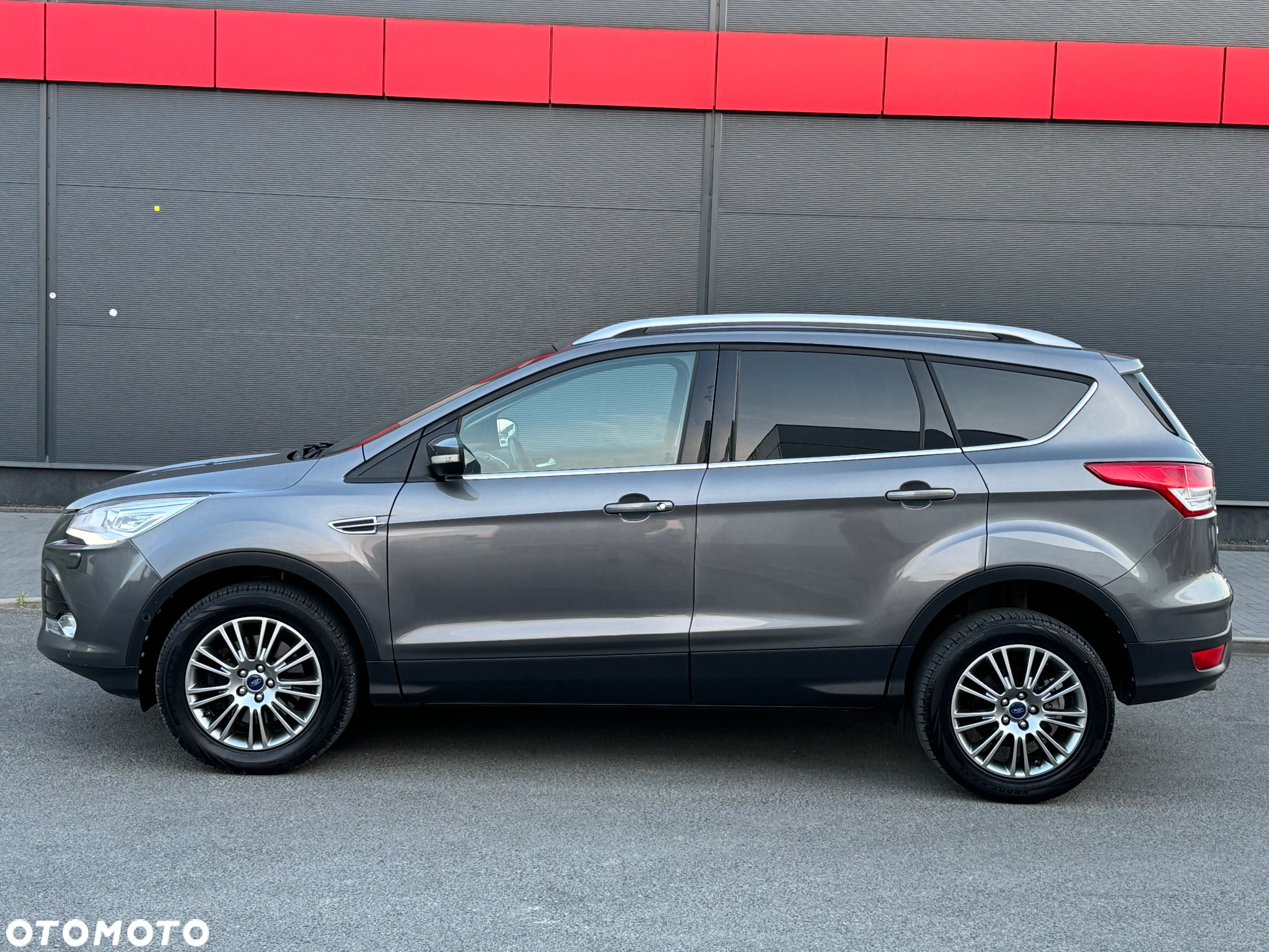 Ford Kuga 2.0 TDCi 4WD Titanium - 13