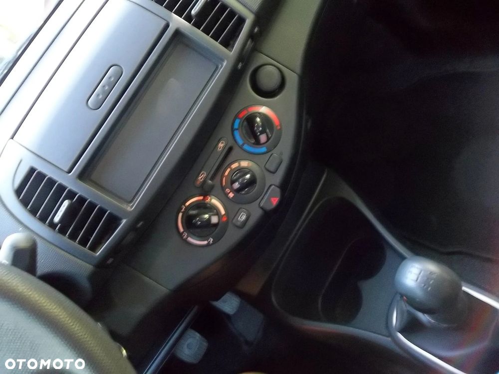 Nissan Micra 1.2 edition 25 Jahre - 13