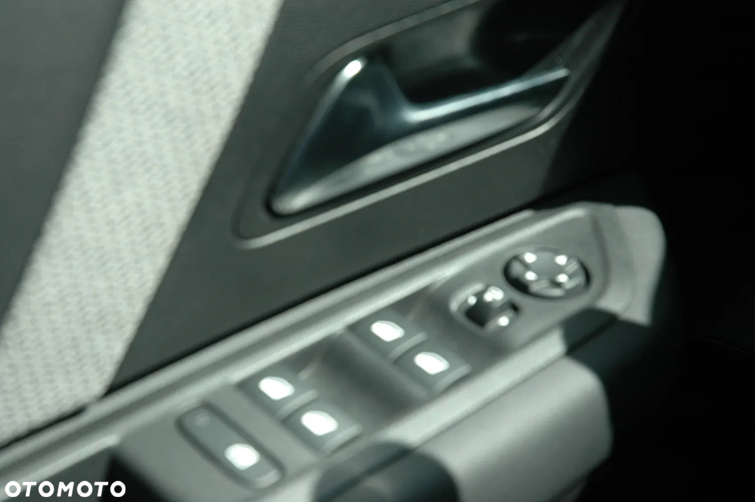Citroën C4X - 18