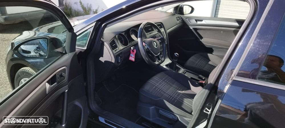 VW Golf 1.6 TDI 4Motion BlueMotion Lounge - 7