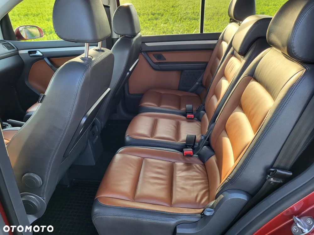 Volkswagen Touran 2.0 TDI DPF Cross - 8