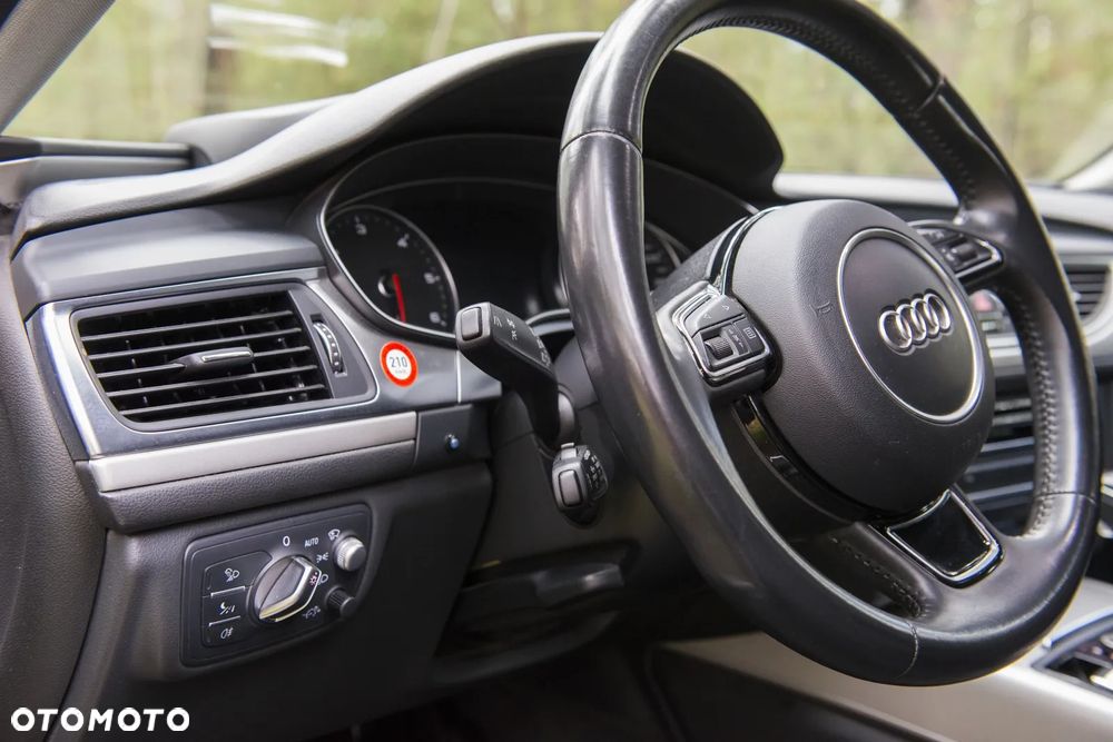 Audi A6 Avant 2.0 TDI Quattro S tronic - 13