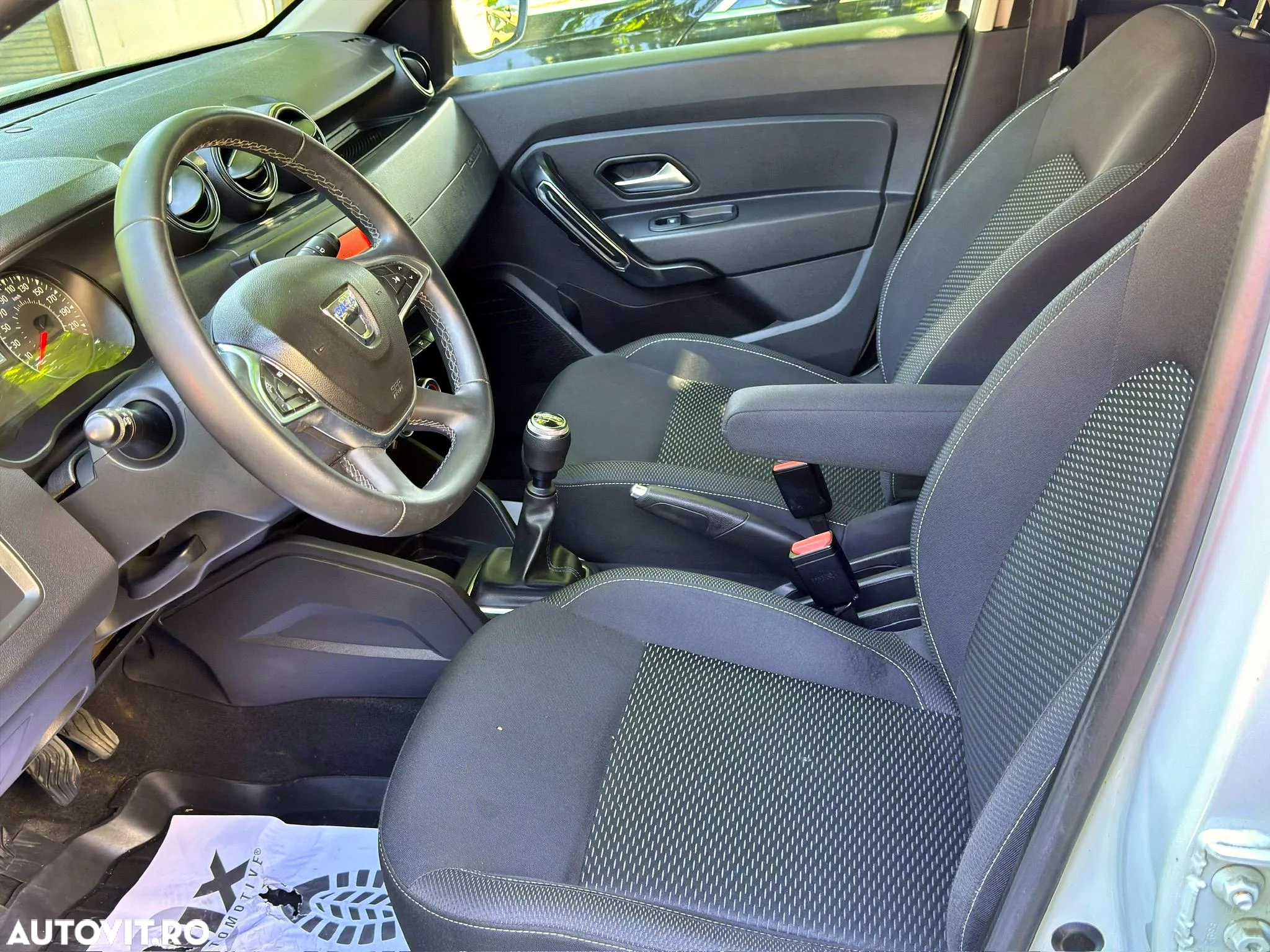 Dacia Duster 1.5 Blue dCi 4WD Comfort - 5