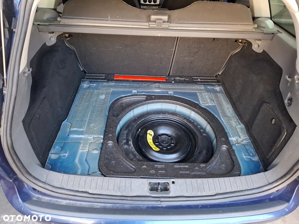 Ford Focus - 26