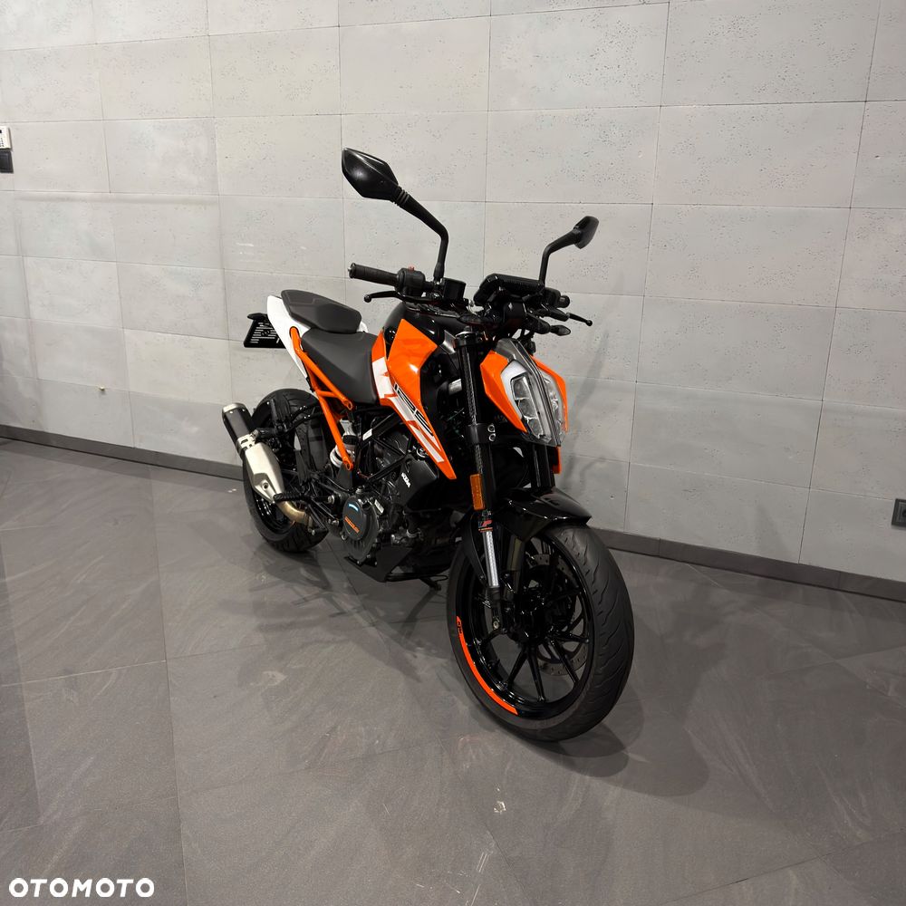 KTM Duke - 5