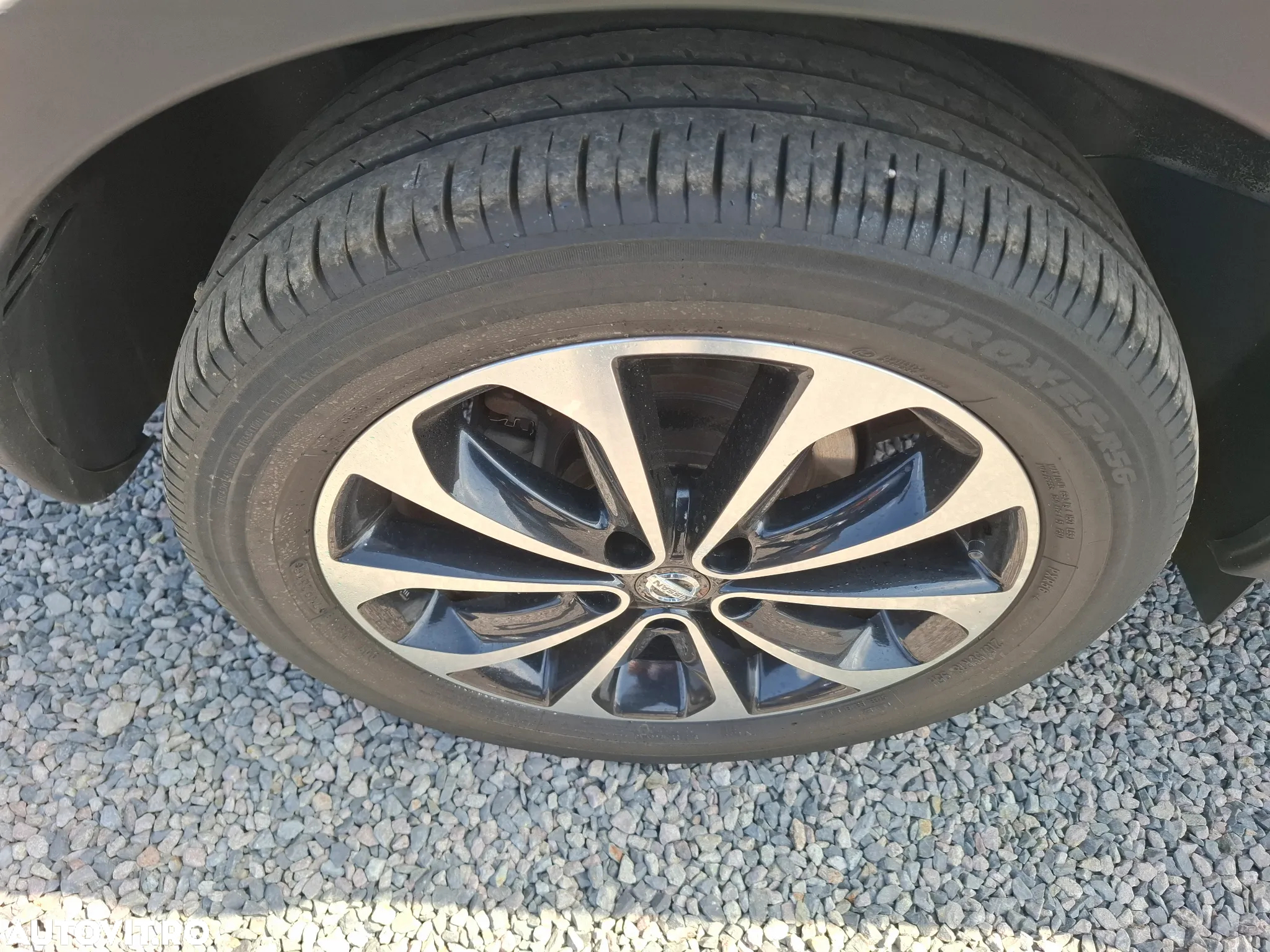 Nissan Qashqai 1.5 DCI Start/Stop Tekna - 31